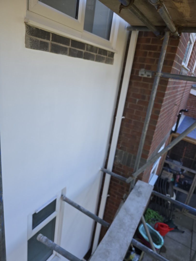 Llew Evans Painter Decorator — Photos 12