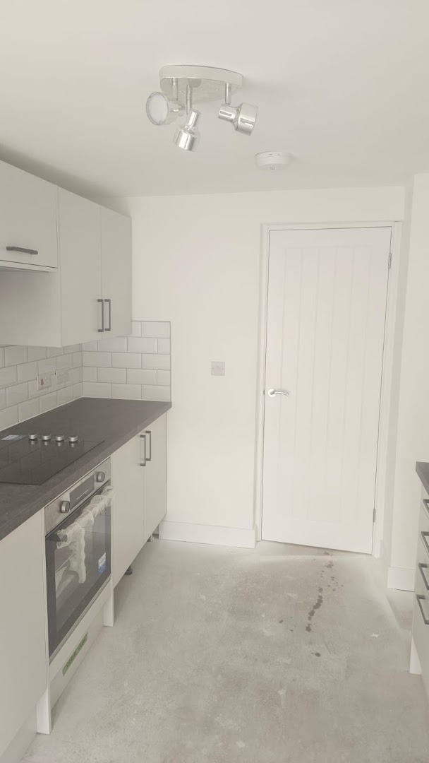 Llew Evans Painter Decorator — Photos 14